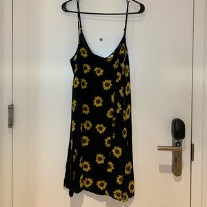 Msbasic size large sunflower sundress